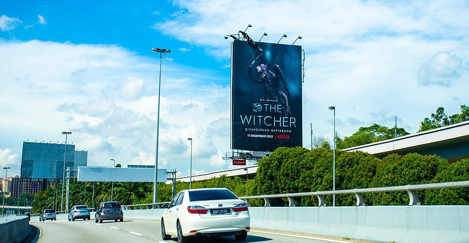 vertical unipole-netflix The Witcher